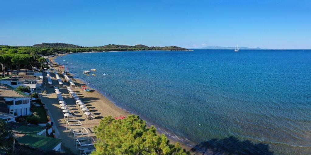Appartamento 4 Posti Letto N 238 Presso Residence Golf Hotel Punta Ala Buitenkant foto